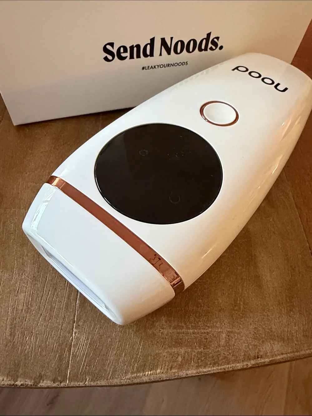 nood The Flasher 2.0 IPL Hair Reduction Device — White with Gold Accent